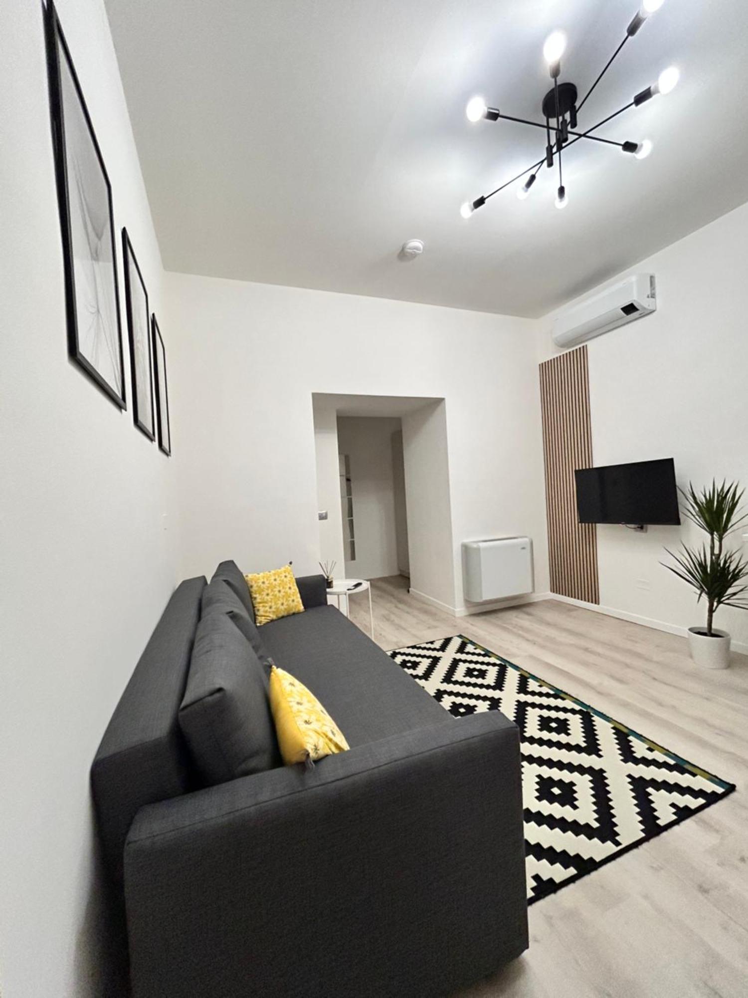 Tezone Seven Apartments Верона Екстериор снимка