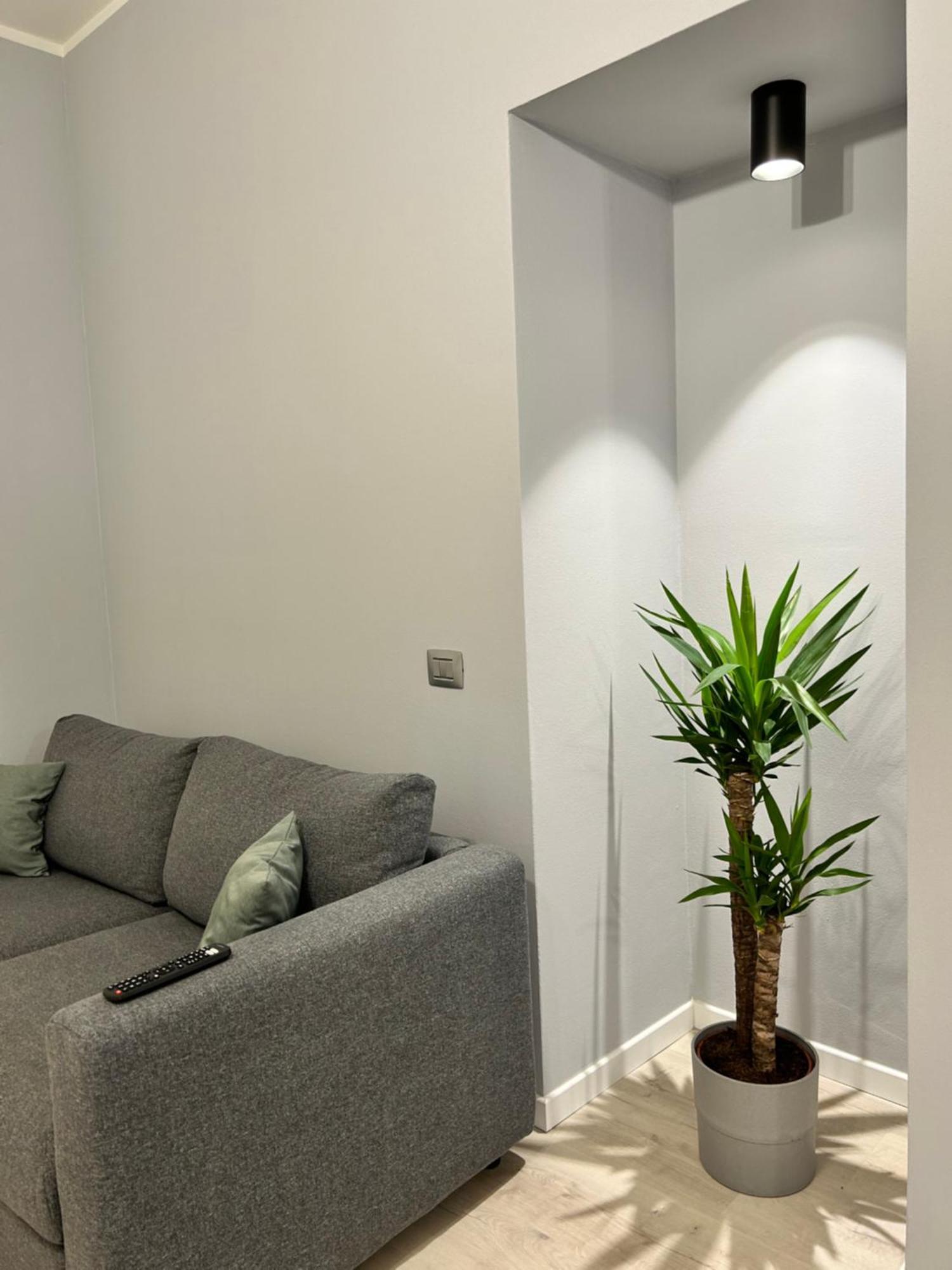 Tezone Seven Apartments Верона Екстериор снимка